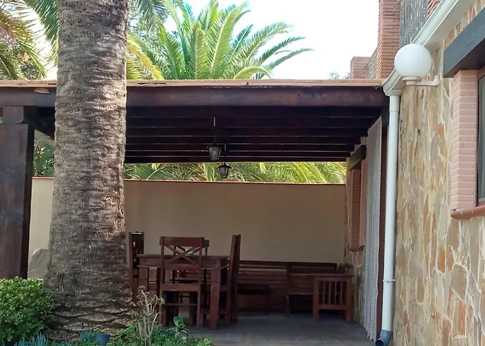 Montgo Апартаменти *