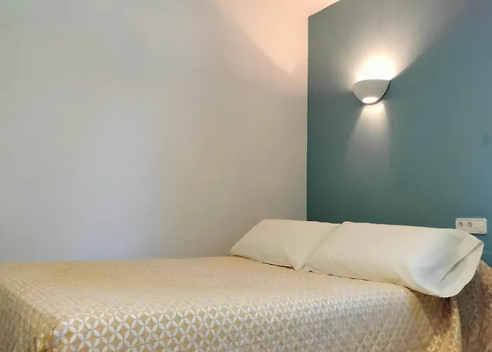 Montgo Апартаменти *